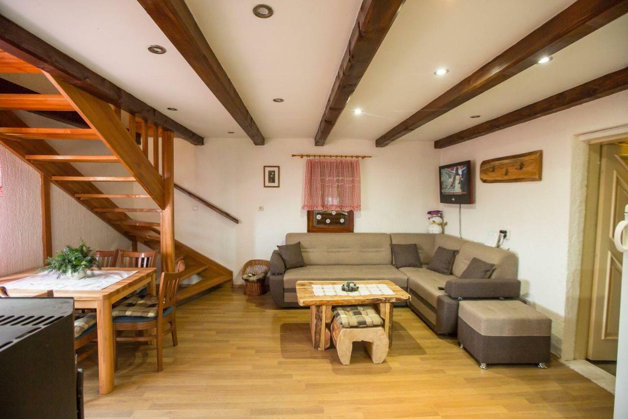Kuca Za Odmor "Neralic" Villa Йосипдол Екстериор снимка